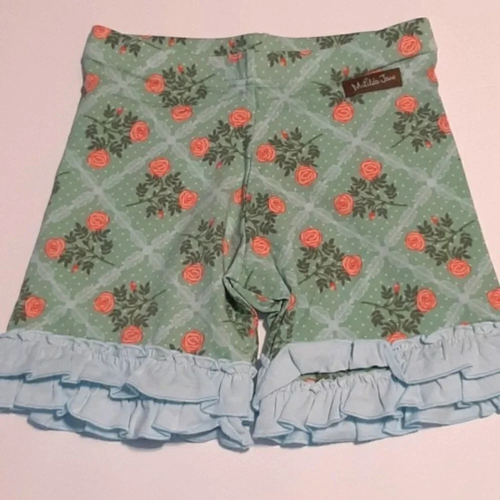 Matilda Jane Going Green shorts size 8 New girl